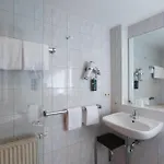Ana Panorama, Trademark Collection By Wyndham Hotel
