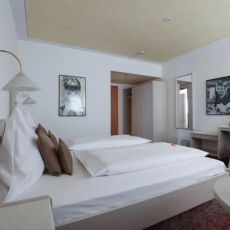 Ξενοδοχείο Arthotel Ana Panorama 3*