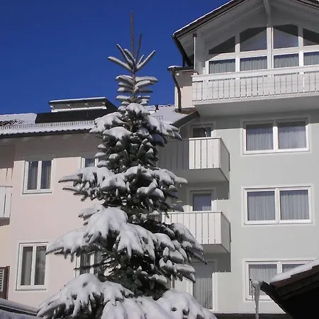 Ξενοδοχείο Arthotel Ana Panorama 3*