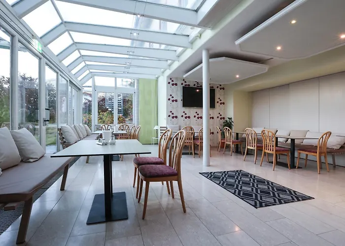 Ana Panorama, Trademark Collection By Wyndham Hotel
